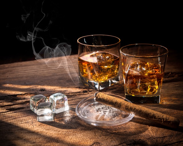 高血壓、抽煙、喝酒、雪茄-康興醫(yī)療器械官網(wǎng)